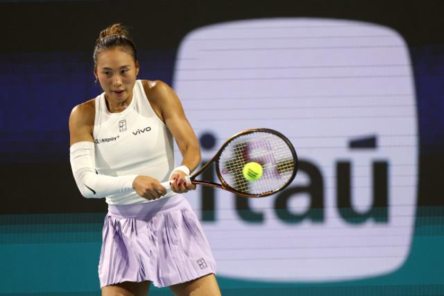 开云-张奔斗：郑钦文的阳光双赛，让人看到阳光