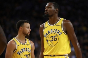 杨毅:KD当时去任何队都比去勇士获得声誉高 东西方文化都不认同